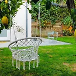 Flavia\'S Lemons