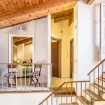 Amore Rentals - Appartamento Caruso