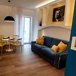 Casa Eduardo E Titina