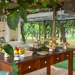 Relais Correale Rooms & Garden