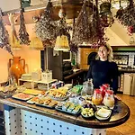 Villa Monica B&B