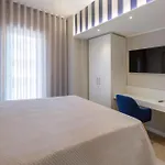 Crystal & Esmeralda Apartment Suites Sorrento