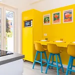 Sunny Flat