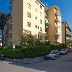 Vhome