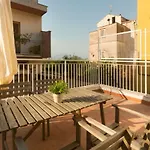 Cozy Sorrento Studio