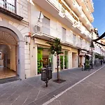 Sorrentovibes - Design Holiday Home In Sorrento City Center