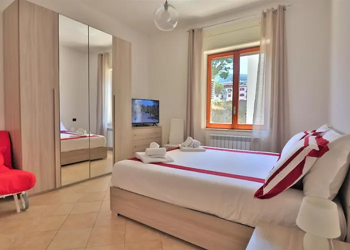 Yourhome - New Suite Sorrento