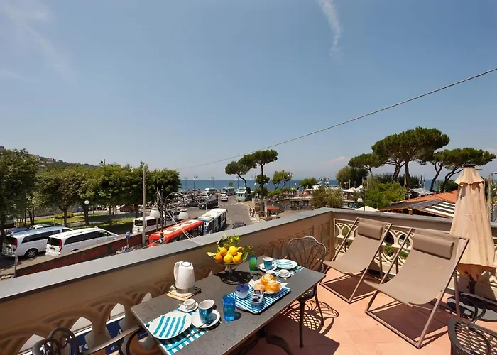 Amore Rentals - Appartamento La Terrazza Sul Porto 2