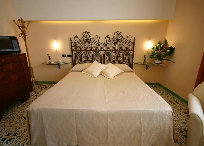 Sorrento Inn Guesthouse