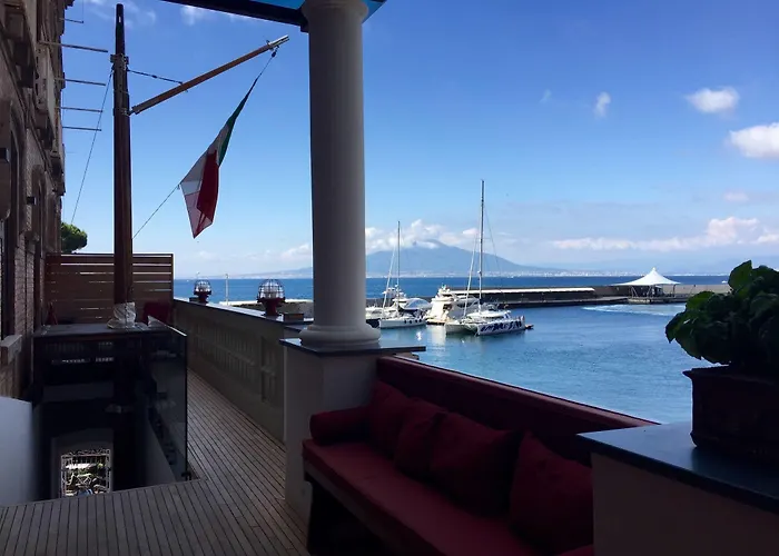 Yacht Club Capo Cervo Suites B&B