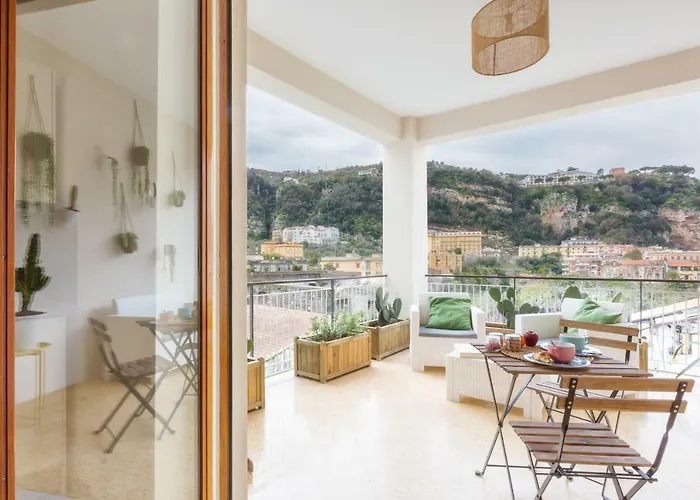 Sorrentovibes - Luxury Four Bedroom Home With Amazing Terraces In Sorrento