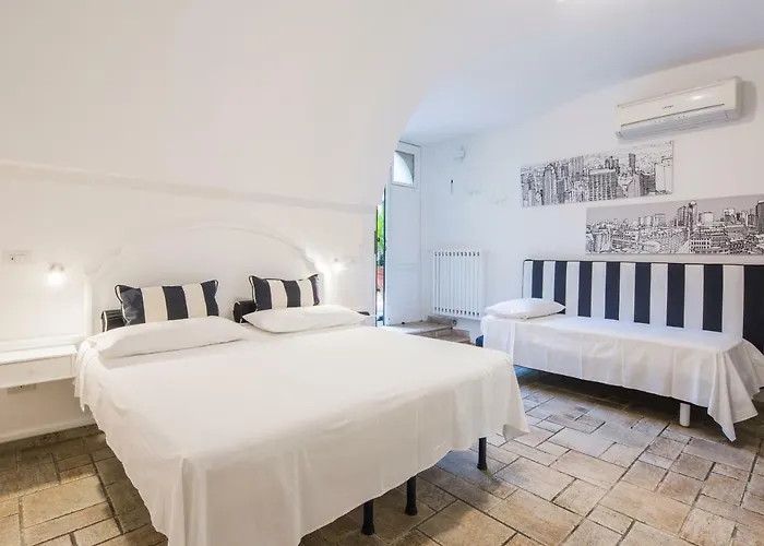 Villa Elisa Holiday Home