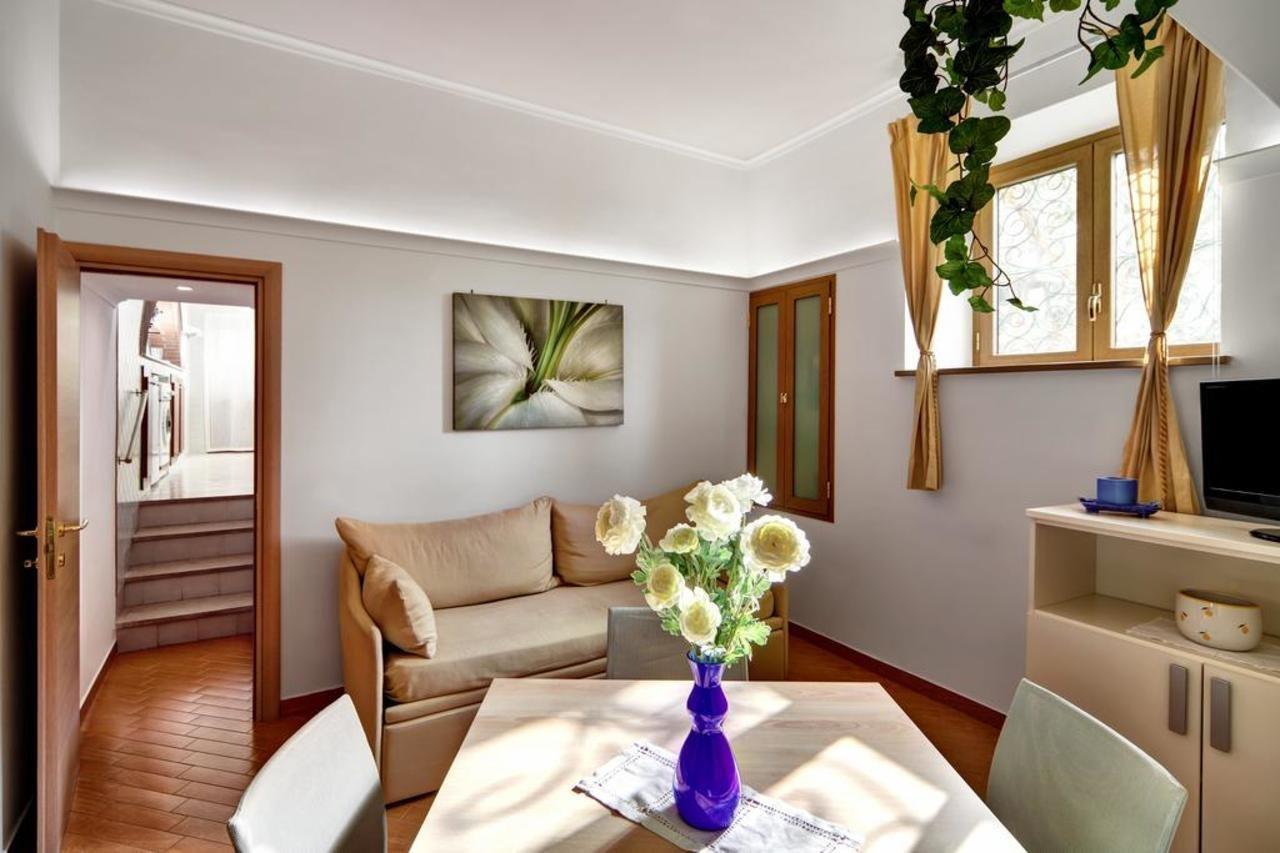 Apartment Gocce - Casa Dellaccademia In Centre