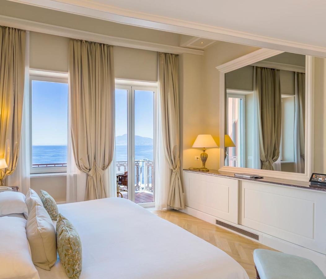 Grand Excelsior Vittoria Hotel