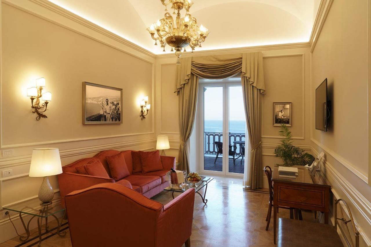 Grand Excelsior Vittoria Hotel