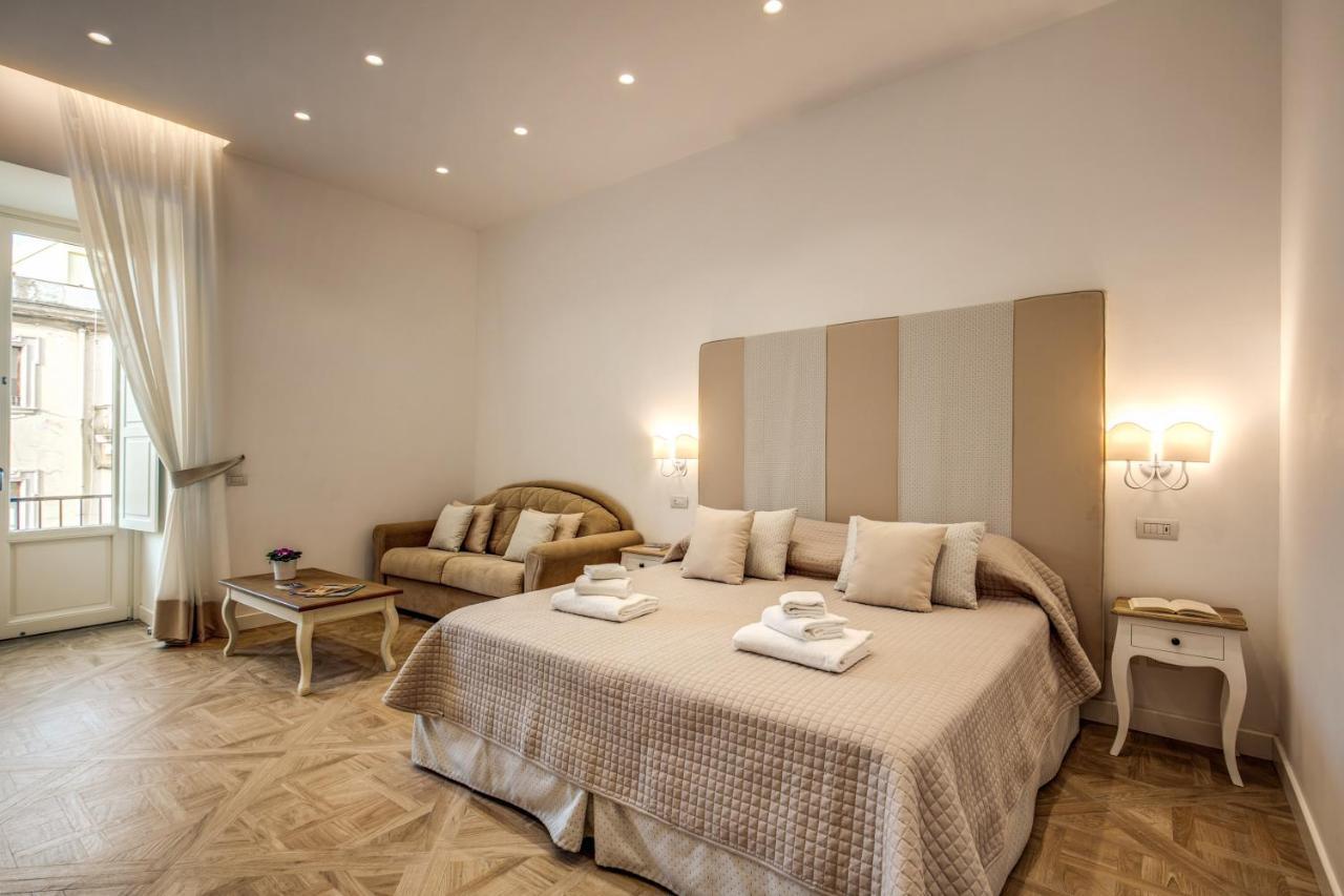 Bed & Breakfast Square