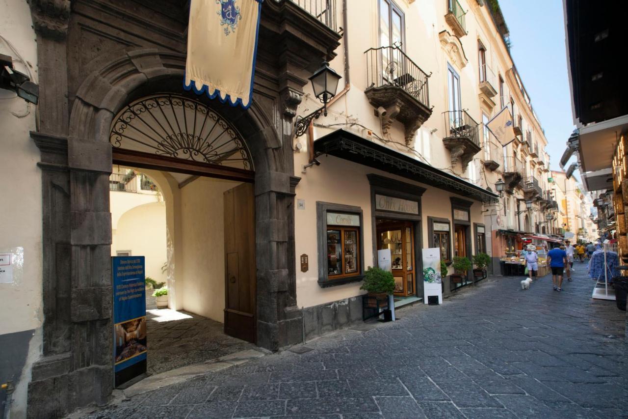 Sorrentovibes