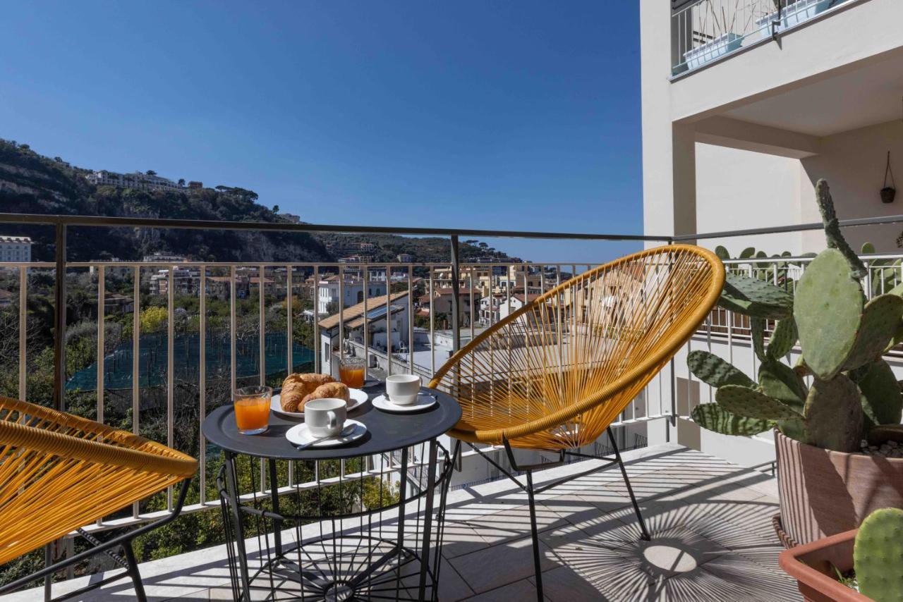Guest house Sorrentovibes - Luxury Four Bedroom Home With Amazing Terraces In Sorrento Sorrento