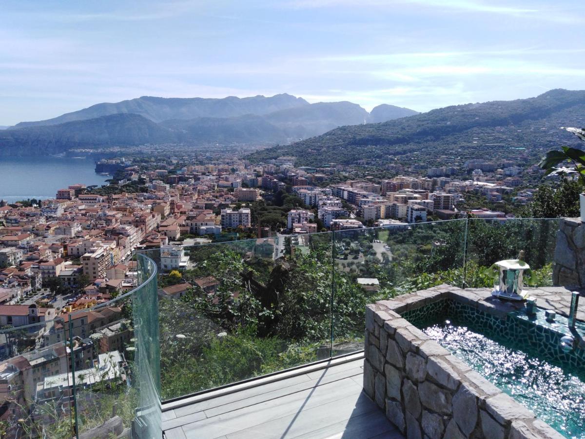 Hotel Grand President 4*