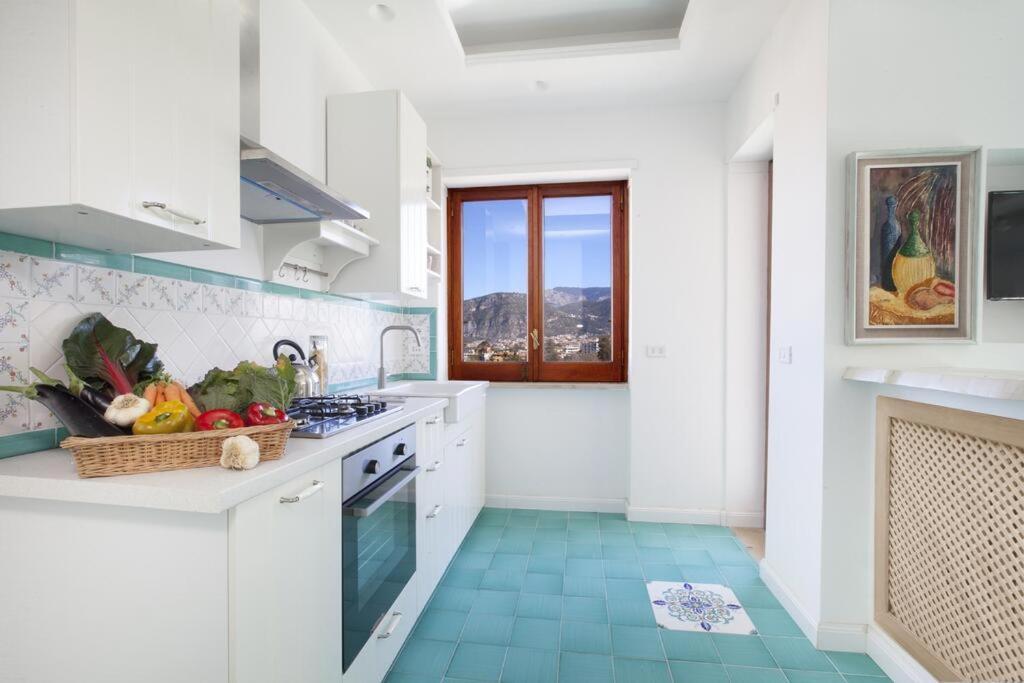 Super Attico Vista Mare Con Piscina Apartment *