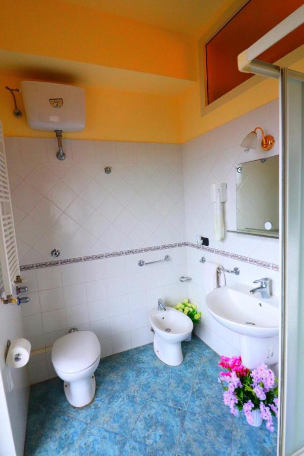 Maresca Guest house