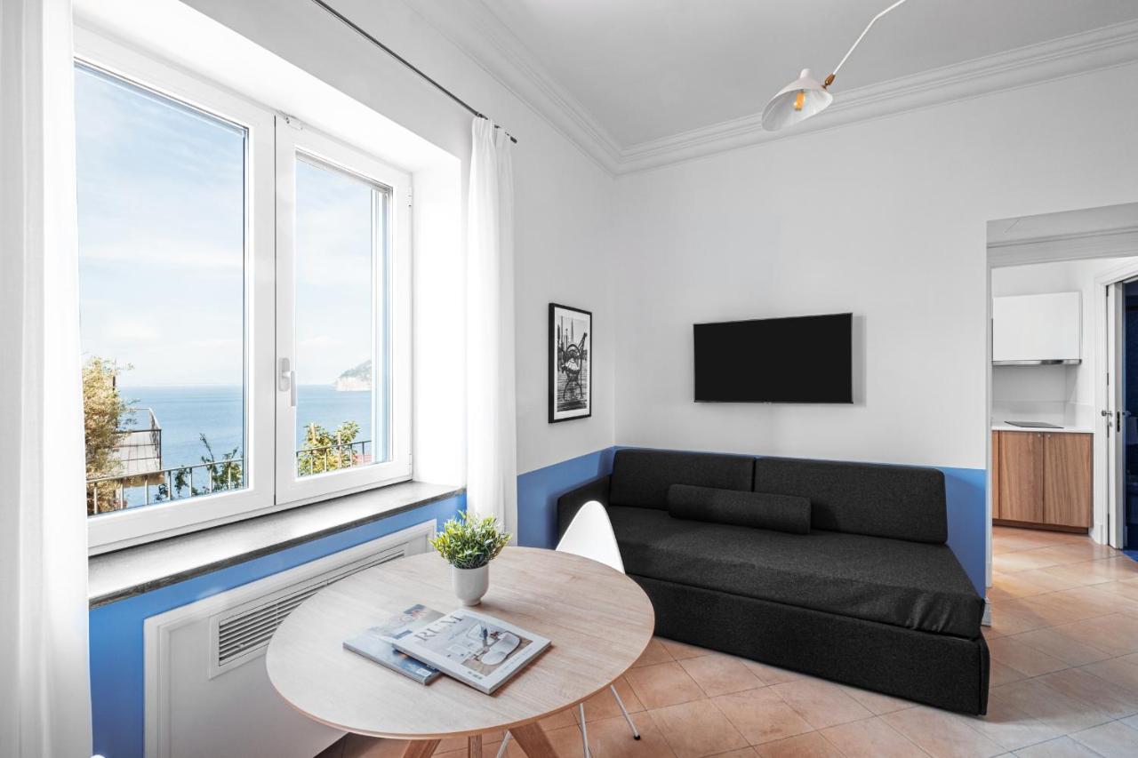 & Else Guest house