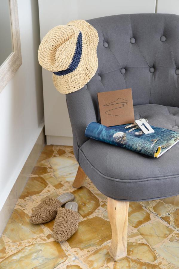 La Maison Des Tout Le Monde Guest house