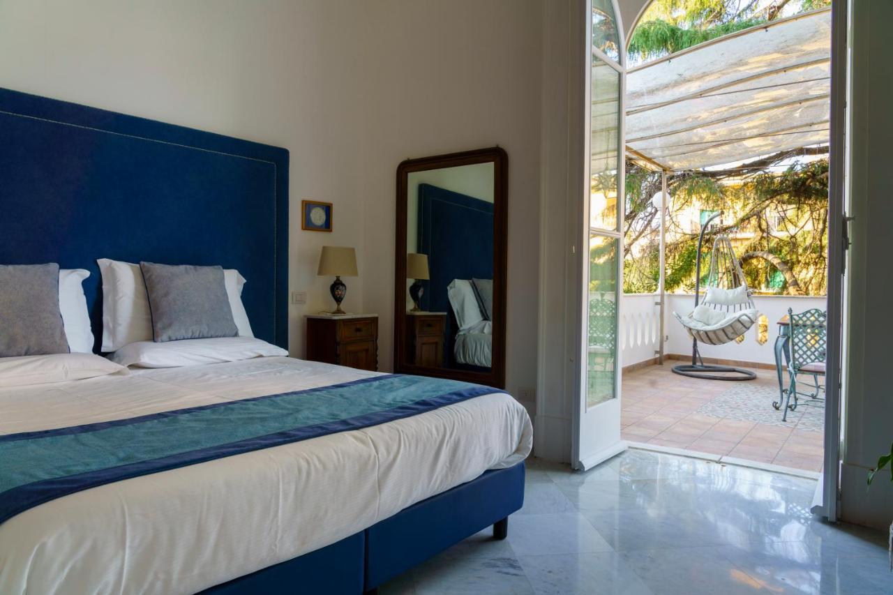 Manning Relais Sorrento