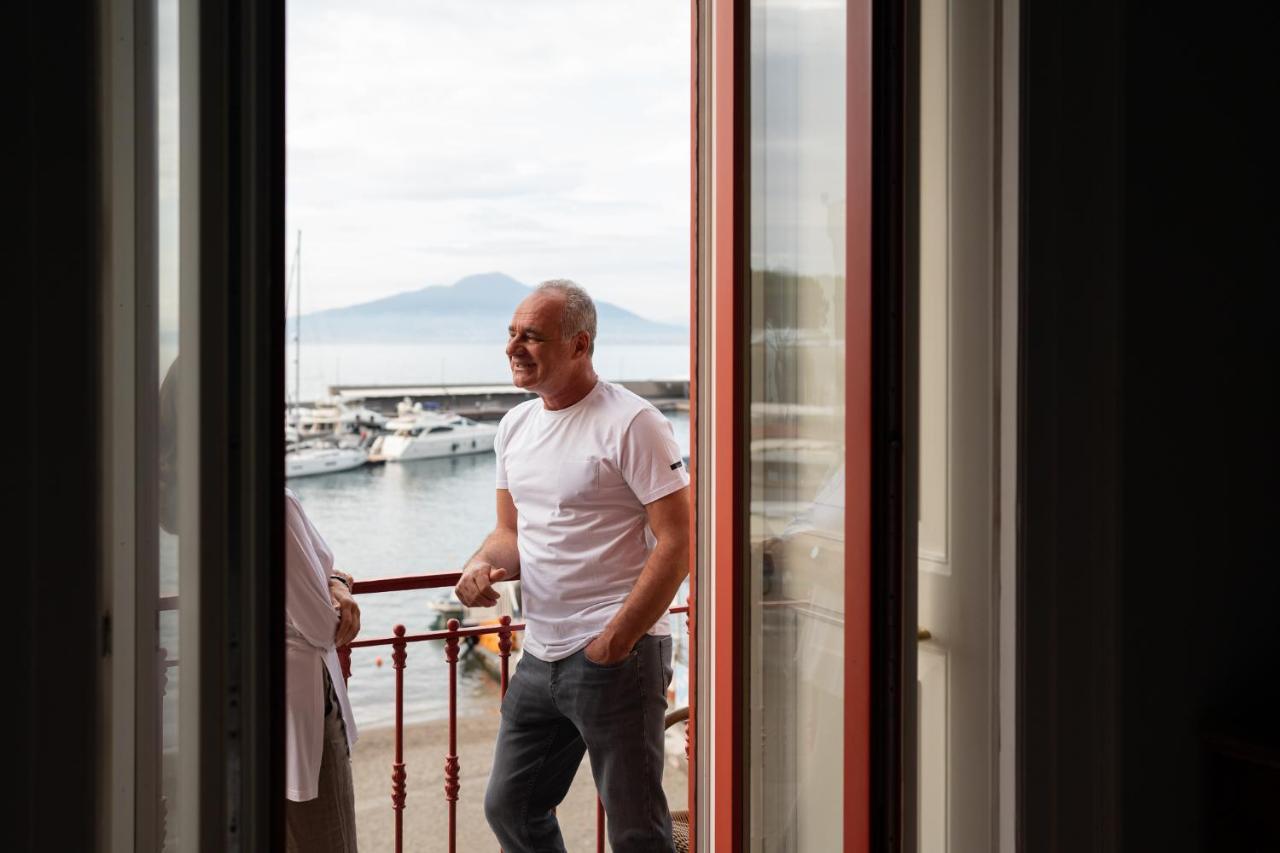 Marina Piccola 73 Bed & Breakfast 5*