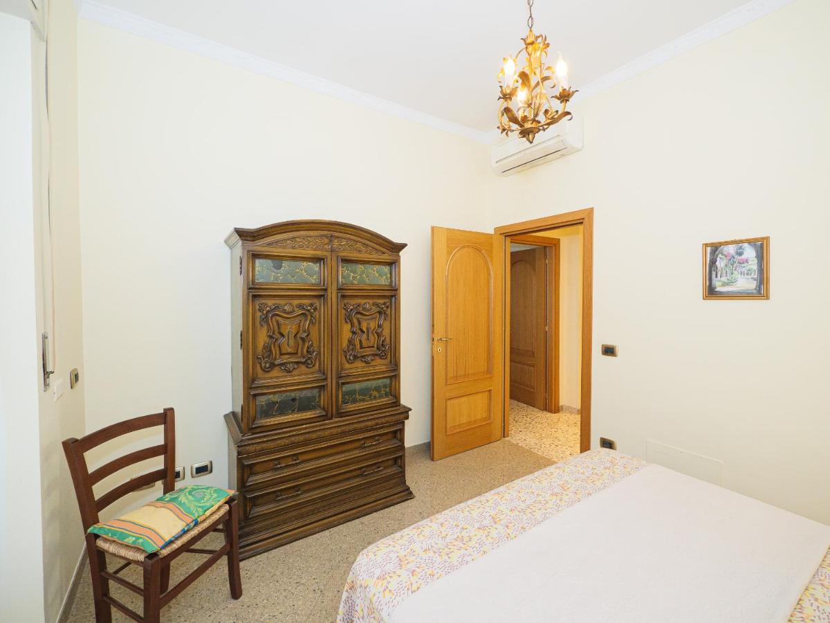 Apartment Aranci 67 - Centre And Vesuvius View *