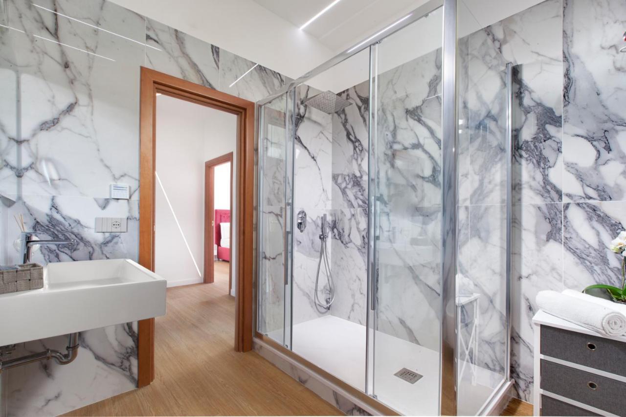 Sara Luxury 1 *