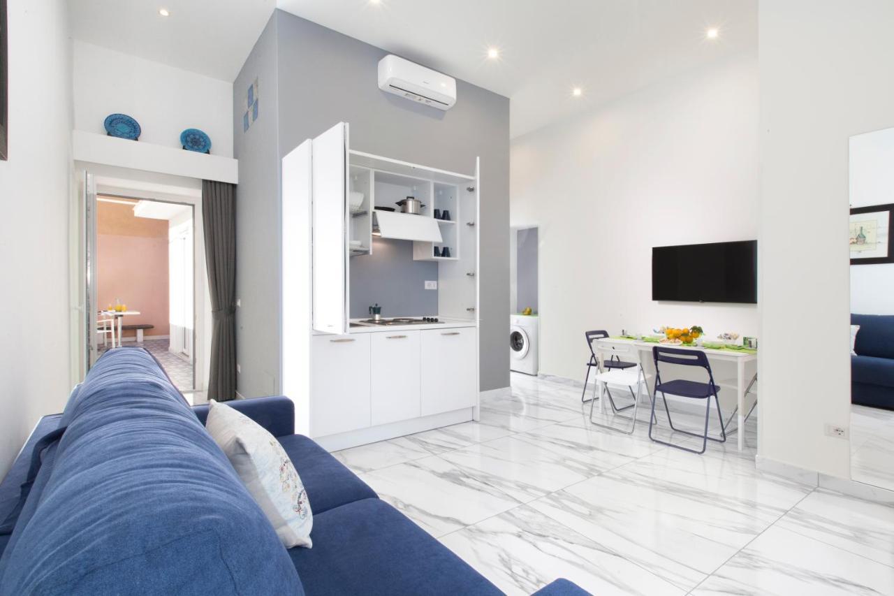 Apartment Piazza Tasso Max 1