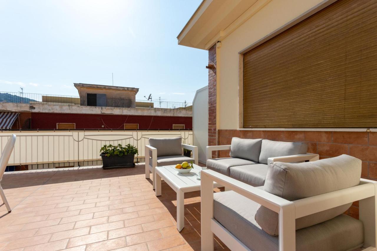 Tofani - Luminoso Con Terrazzo Panoramico