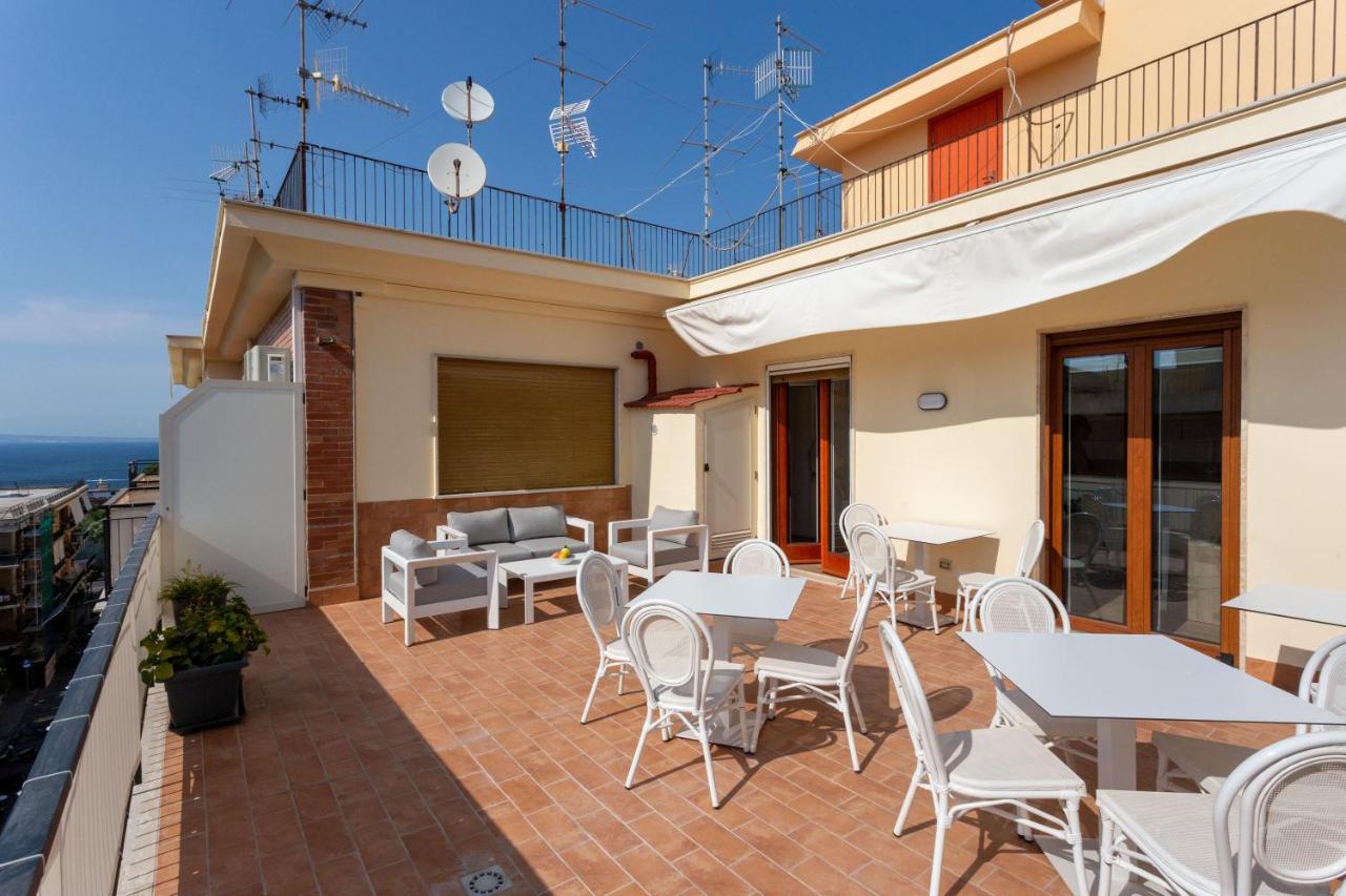 Tofani - Luminoso Con Terrazzo Panoramico