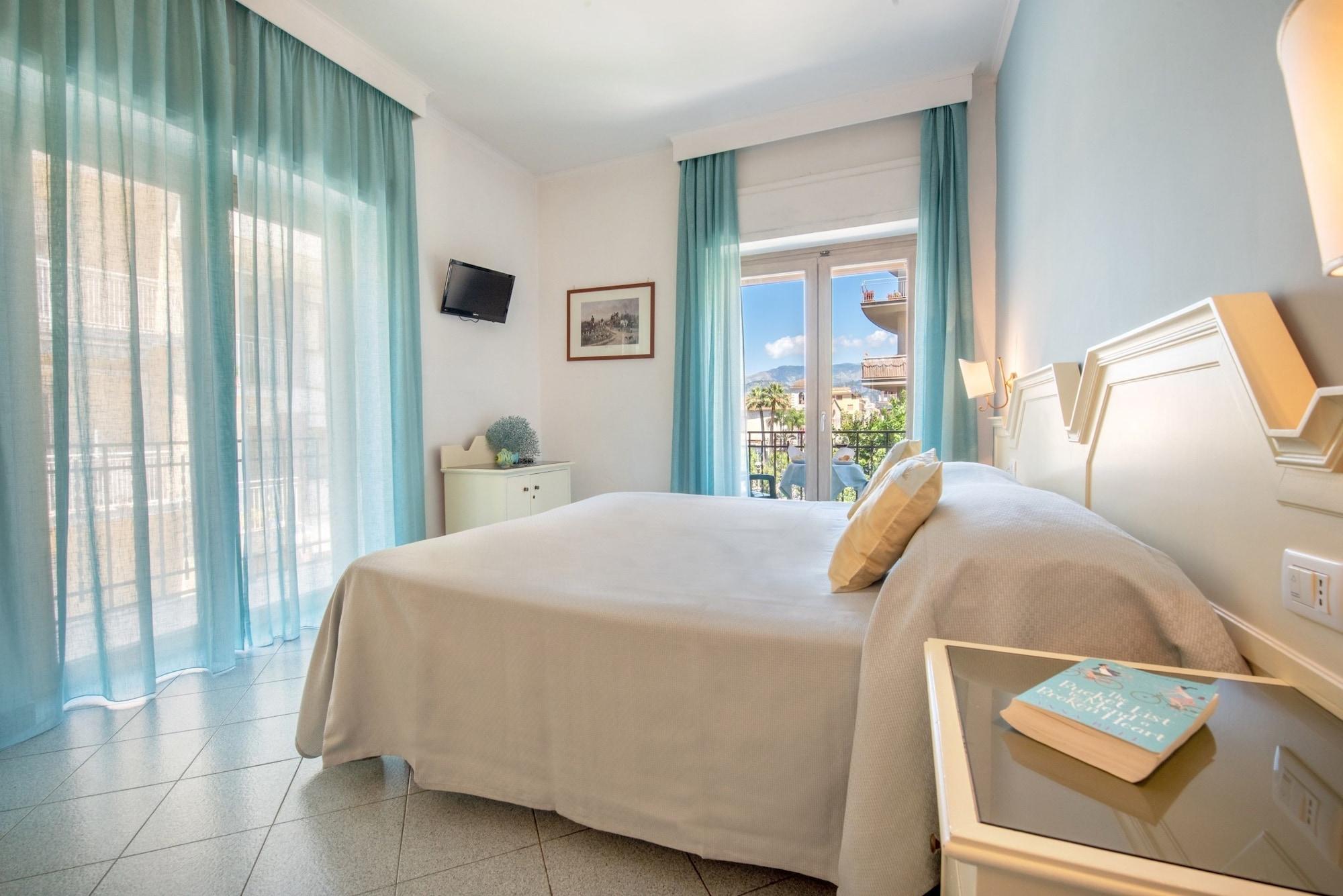 Ascot Hotel Sorrento
