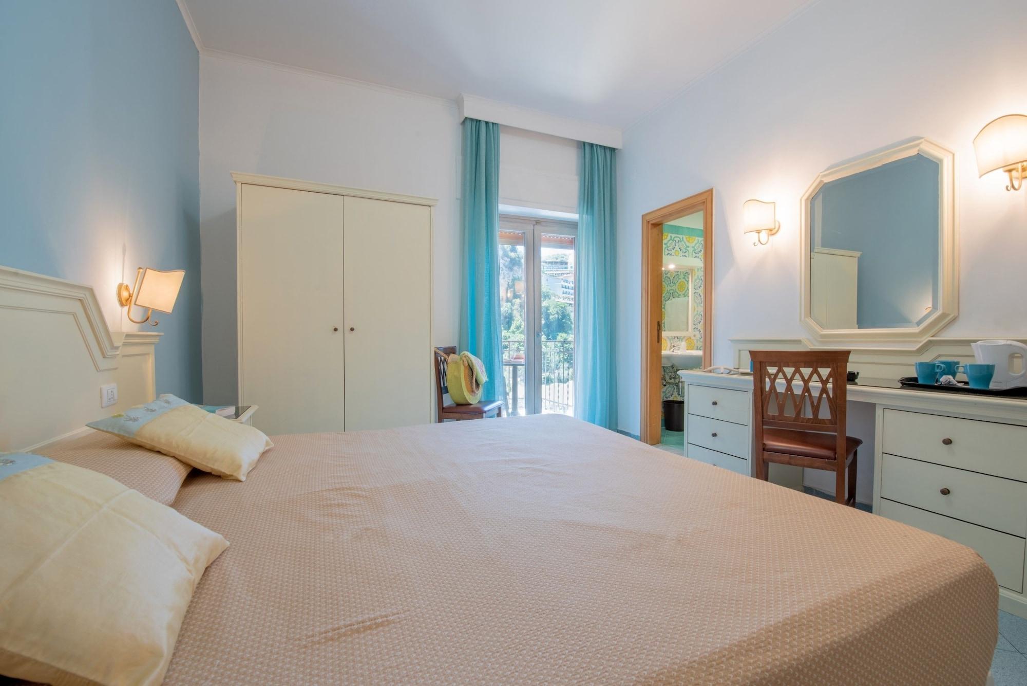 Ascot Hotel Sorrento