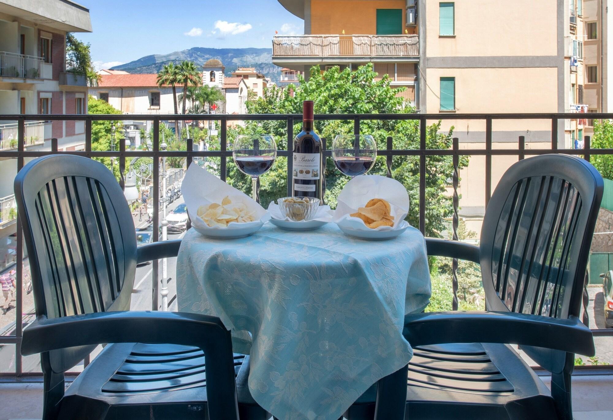 Ascot Hotel 4*