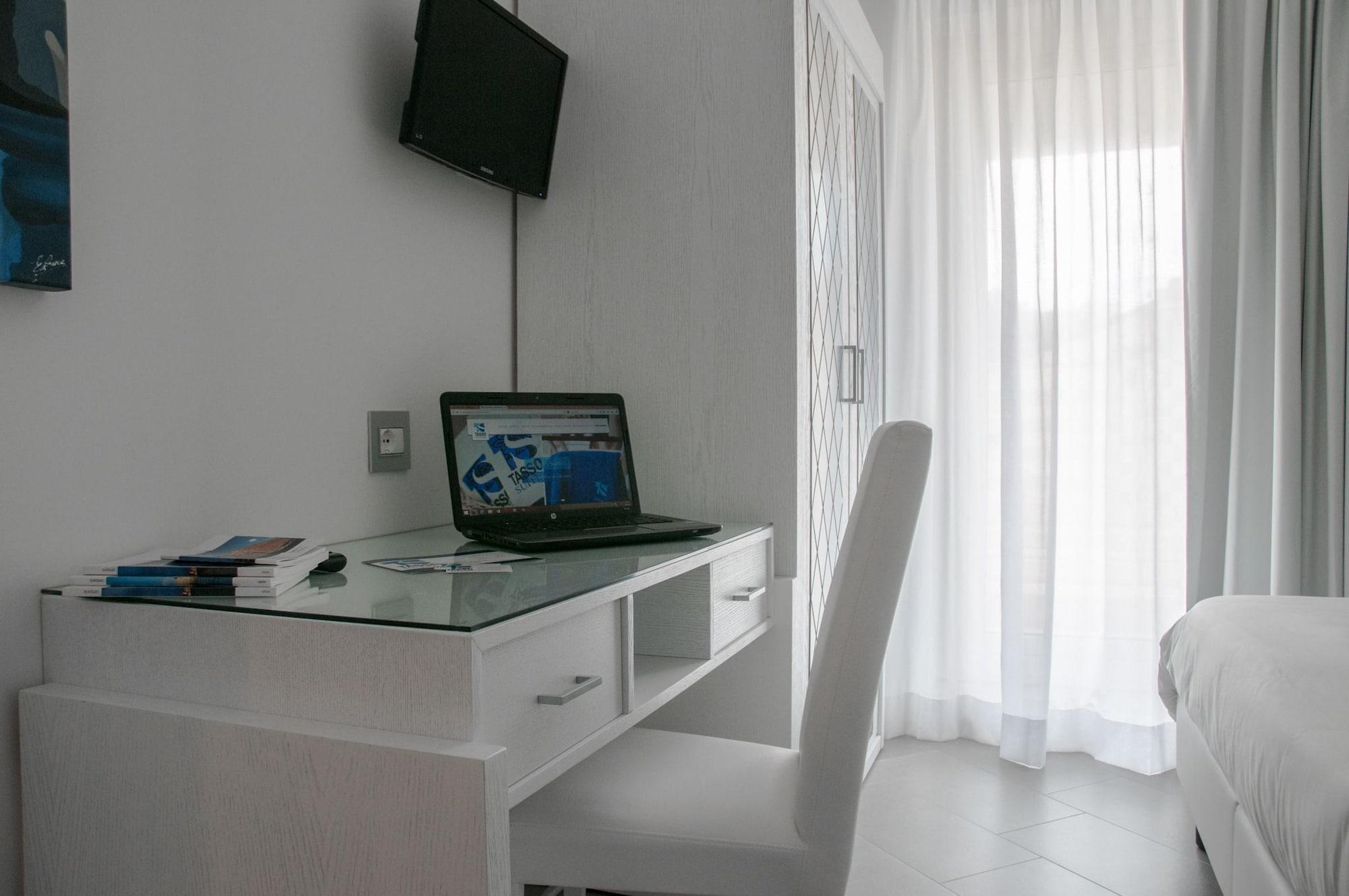Hotel Tasso & 3*