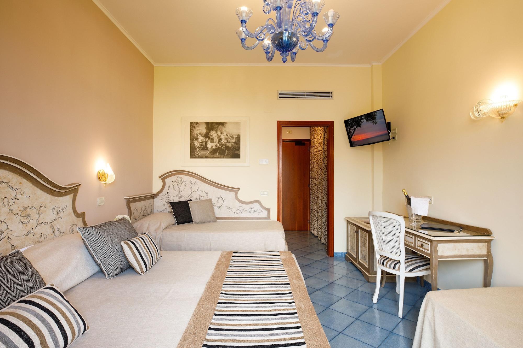 Zi' Teresa Hotel 4*