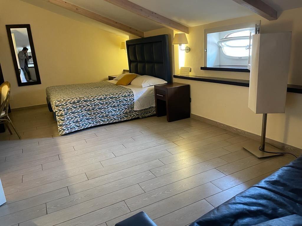 Blurooms Guest house