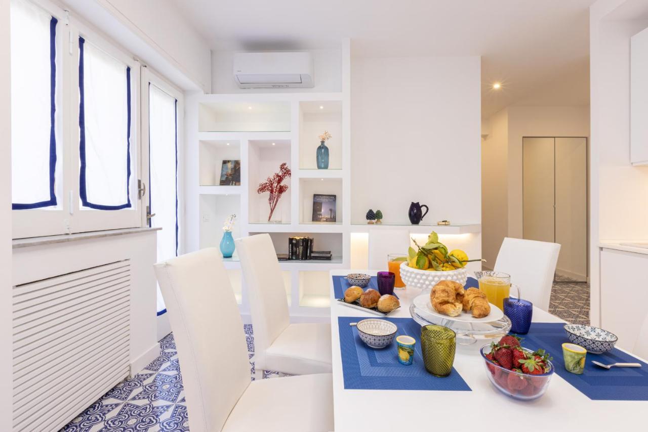 Blue Splendor Apartment *