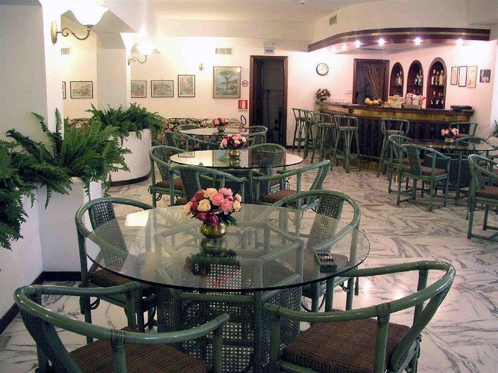 Hotel Girasole
