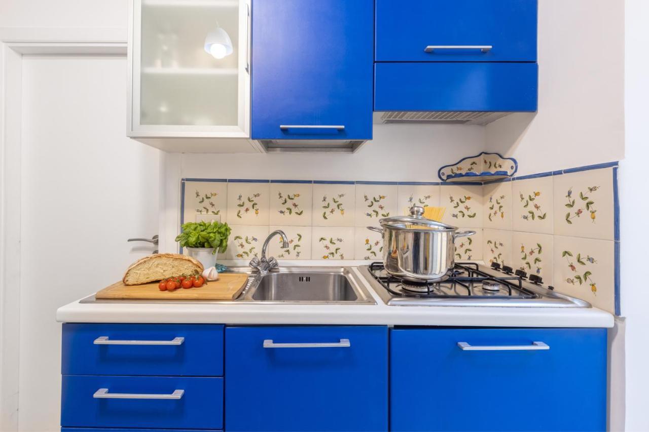 Brezza Marina-authentic Flat By The Holiday home *