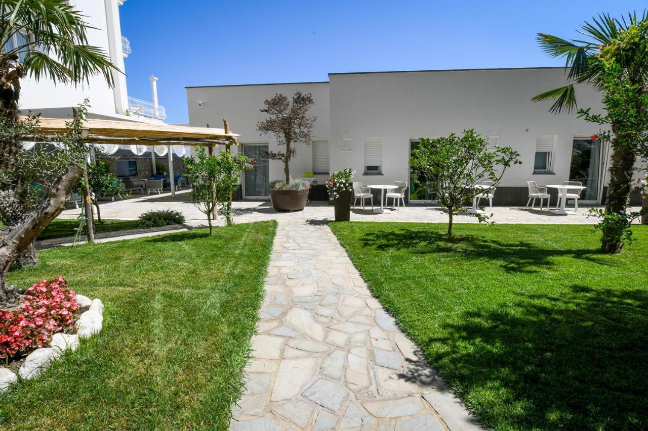 Marina Grande Villa *