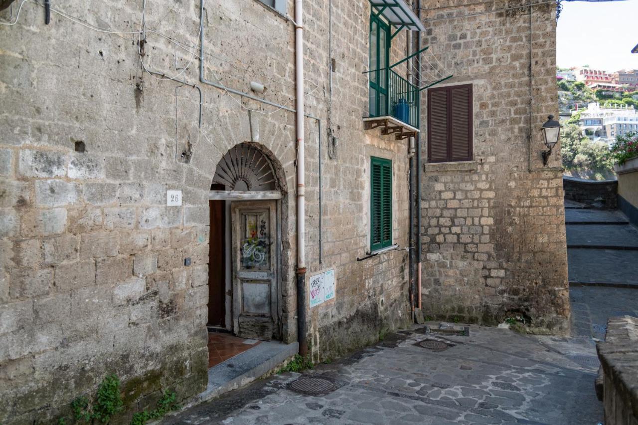 Aquae Romanae - *