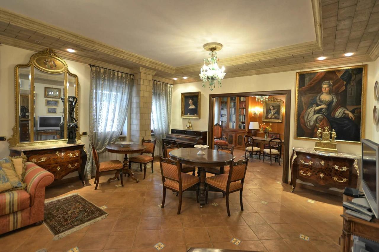 Bright Apartment *