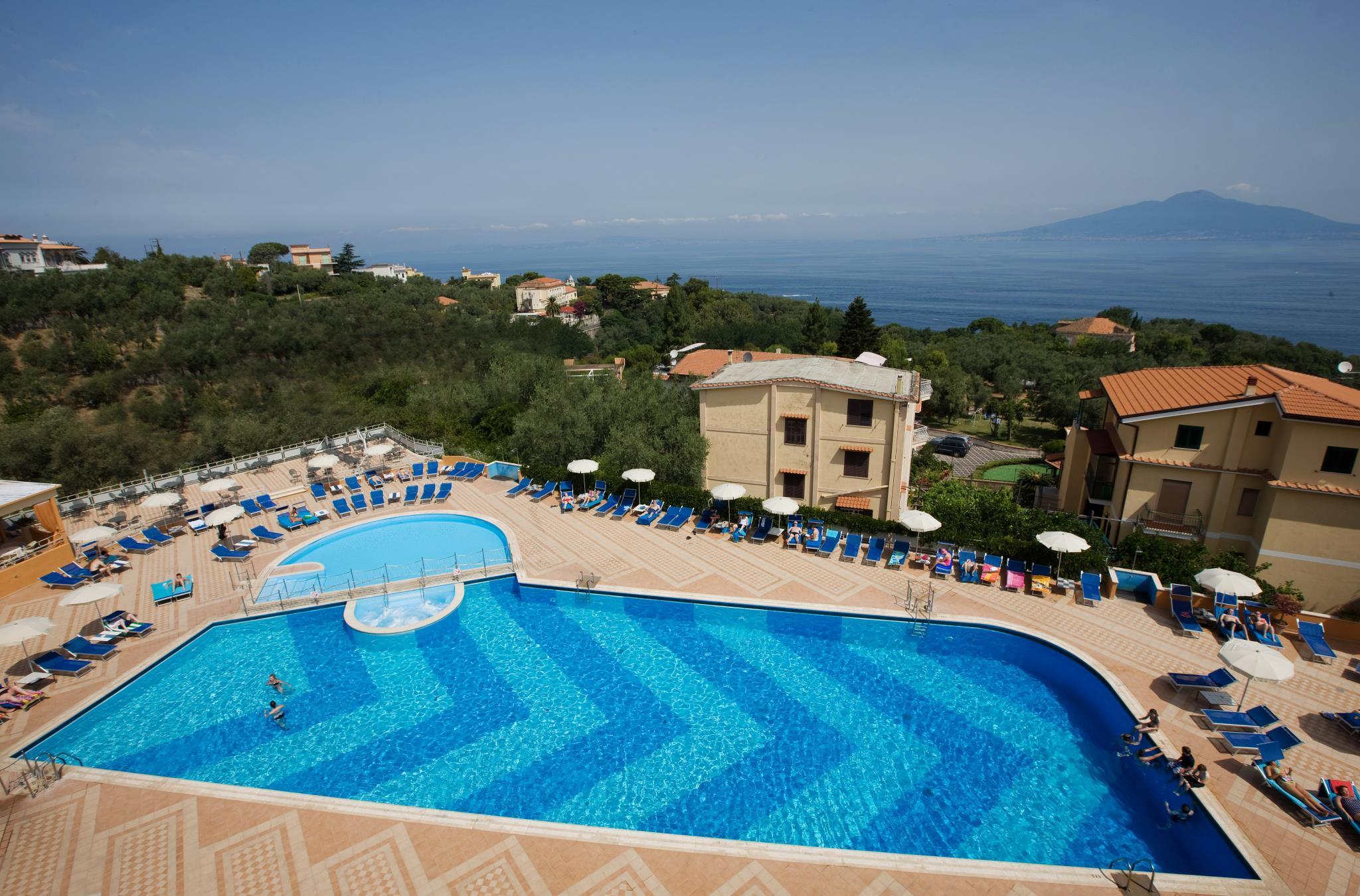 Hotel Grand Vesuvio 4*