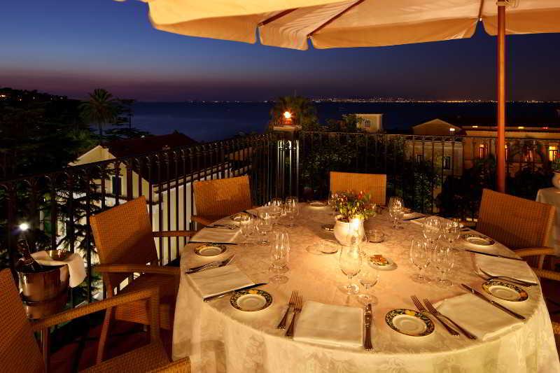 Grand La Favorita Hotel