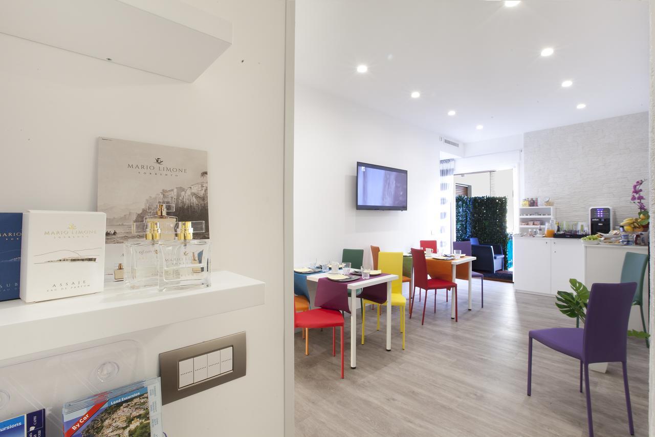 Vhome Acomodação com café da manhã  4*