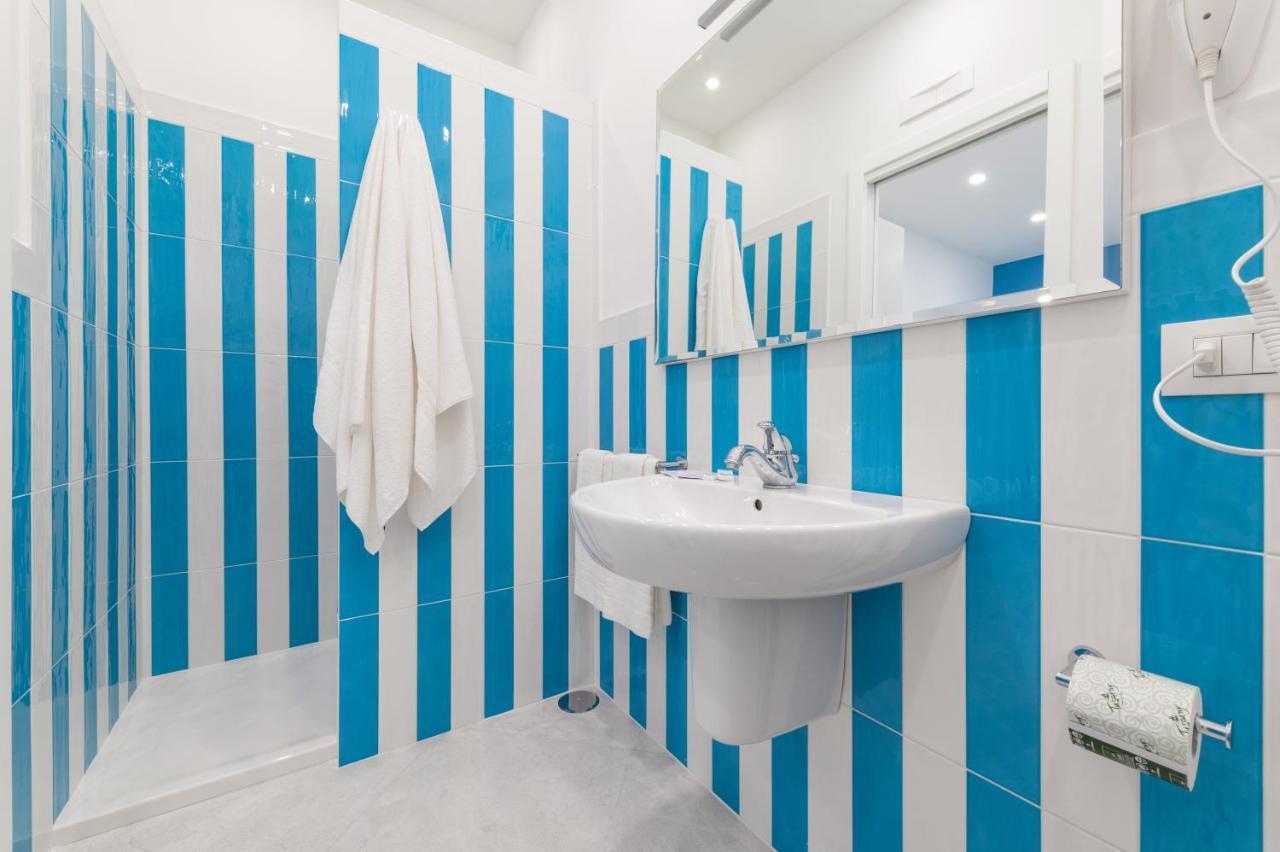 Blue Coral Bed & Breakfast